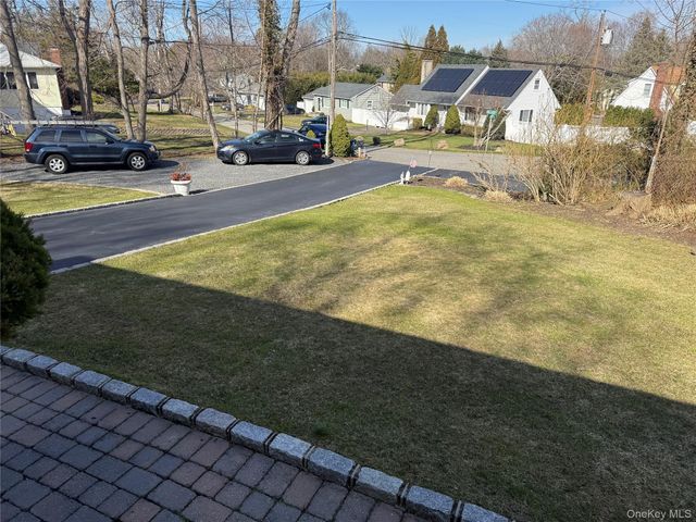 19 Hallock Court, Miller Place, NY 11764