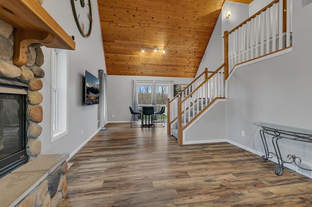 1195 395th Street, Isle, MN 56342