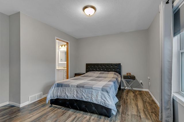 1195 395th Street, Isle, MN 56342