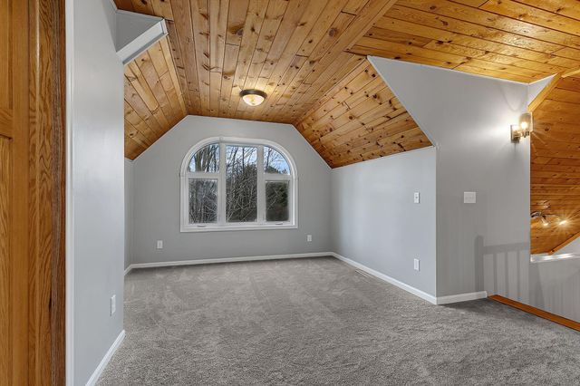 1195 395th Street, Isle, MN 56342