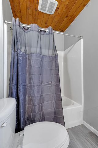 1195 395th Street, Isle, MN 56342