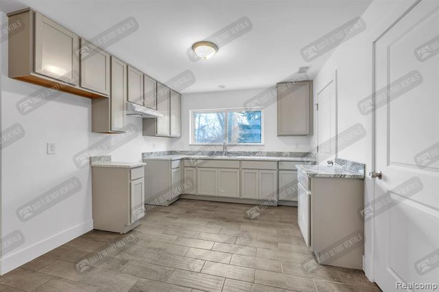 4504 Oakwood Boulevard 4, Melvindale, MI 48122