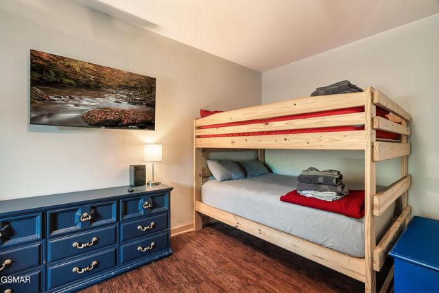 1017 Wiley Oakley Drive, Gatlinburg, TN 37738