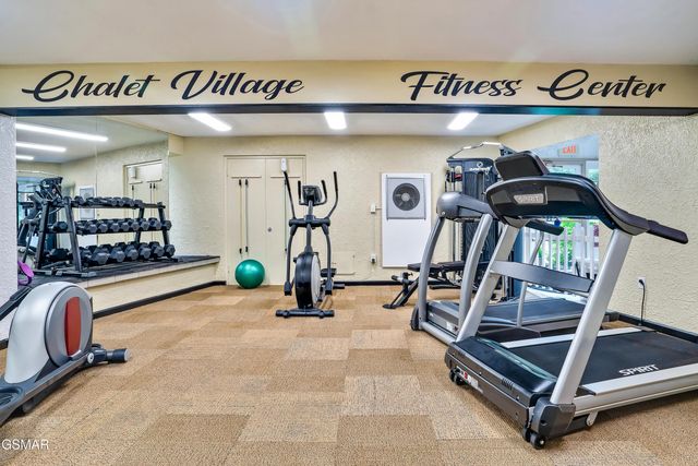 1017 Wiley Oakley Drive, Gatlinburg, TN 37738