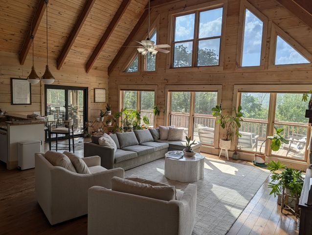 150 Dakota Ln, Smithville, TN 37166