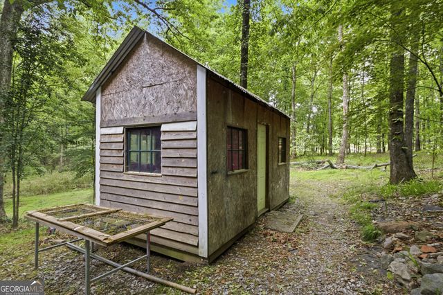240 Northwood Road, Tyrone, GA 30290