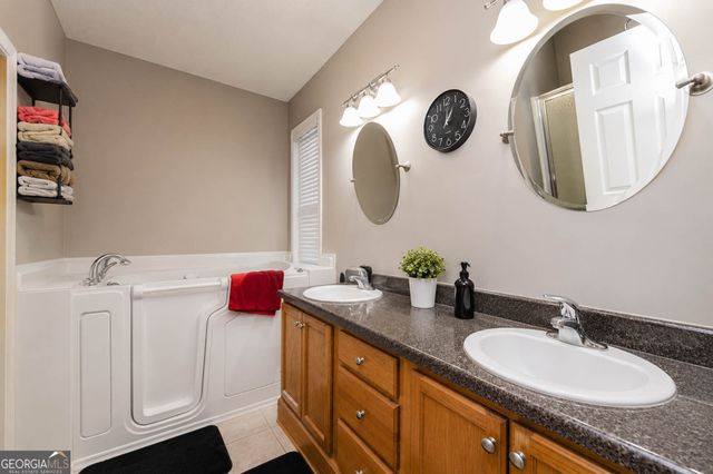 101 Saint Croix Court, Perry, GA 31069