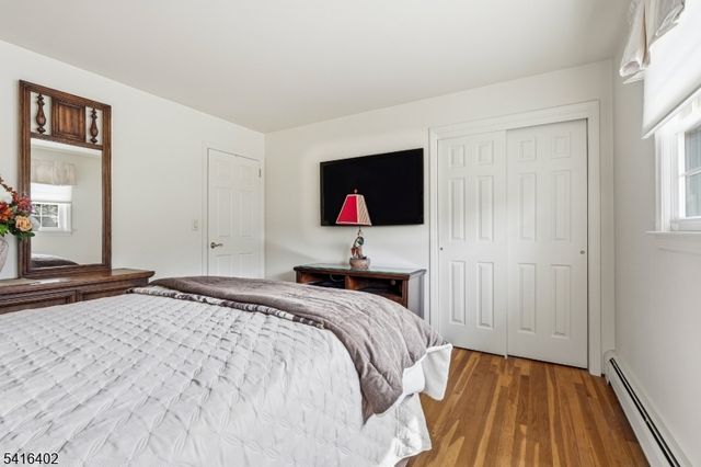 35 Darlington Dr, Wayne Twp., NJ 07470