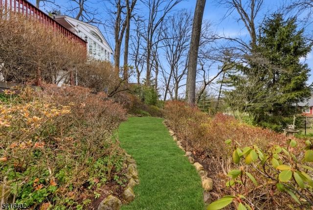 35 Darlington Dr, Wayne Twp., NJ 07470