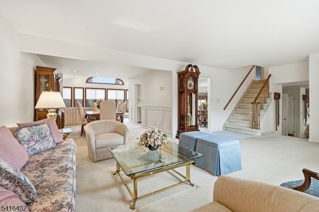 35 Darlington Dr, Wayne Twp., NJ 07470