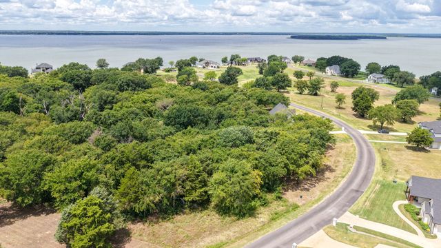 309 Cedar Creek Landing Lane, Mabank, TX 75143