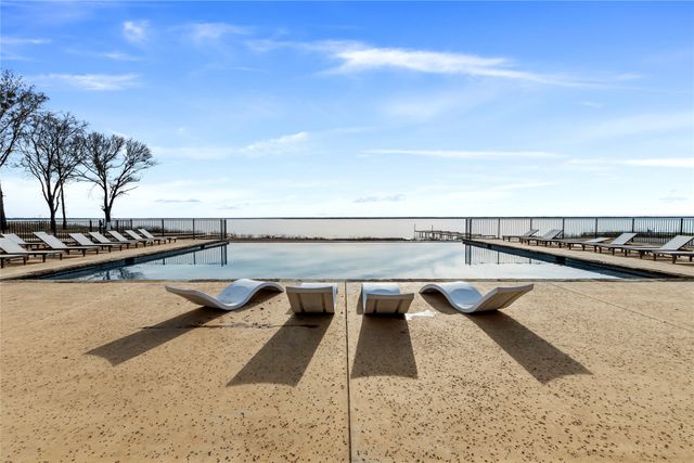 309 Cedar Creek Landing Lane, Mabank, TX 75143