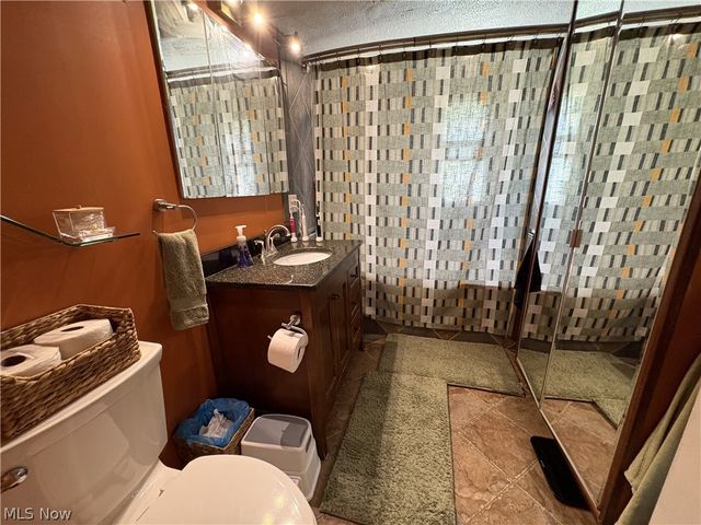 8580 Webster Road, Strongsville, OH 44136