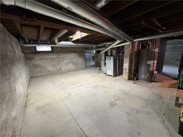 8580 Webster Road, Strongsville, OH 44136