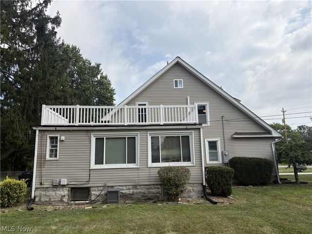 8580 Webster Road, Strongsville, OH 44136