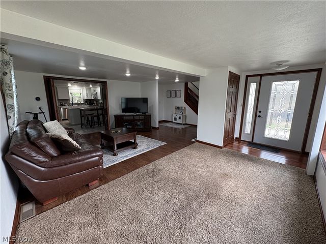 8580 Webster Road, Strongsville, OH 44136