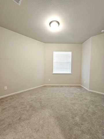 2810 Meandering Elm Trail, Houston, TX 77045
