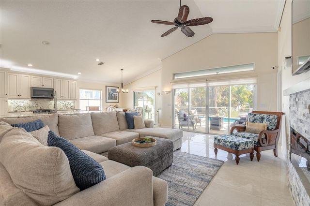 12 COMET COURT, Palm Coast, FL 32137