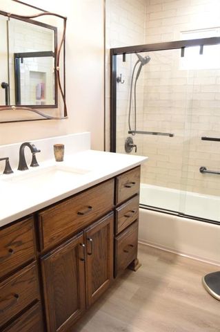 14808 W 94th Terrace, Lenexa, KS 66215