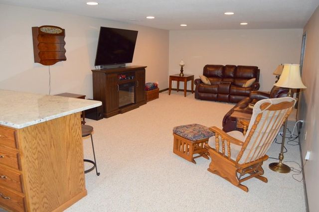 14808 W 94th Terrace, Lenexa, KS 66215