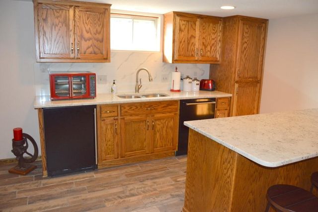 14808 W 94th Terrace, Lenexa, KS 66215