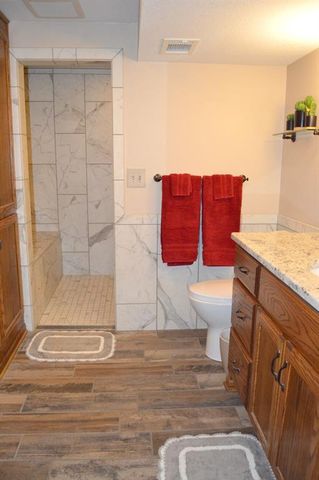 14808 W 94th Terrace, Lenexa, KS 66215