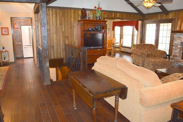 14808 W 94th Terrace, Lenexa, KS 66215