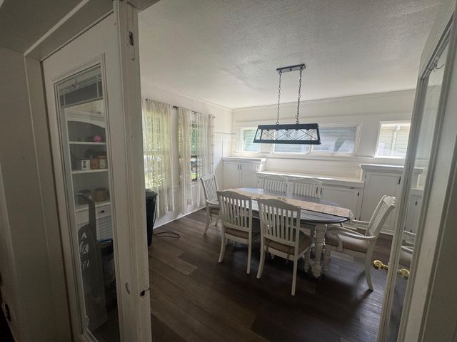 1044 W Harding Way, Stockton, CA 95203