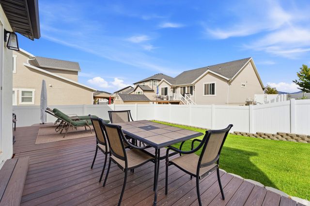 137 N FOXMOOR WAY, Saratoga Springs, UT 84045