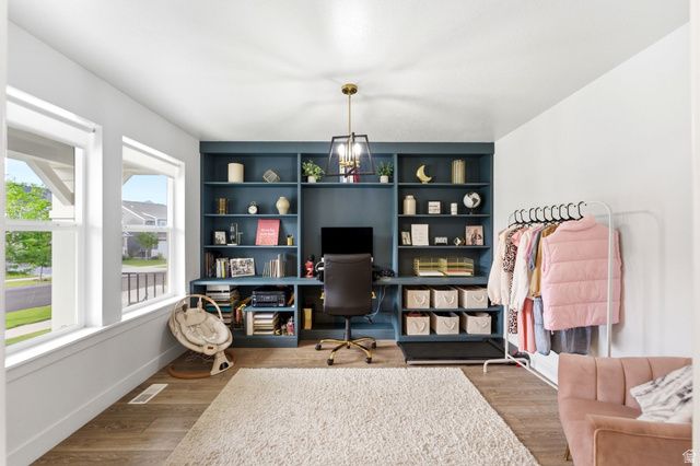 137 N FOXMOOR WAY, Saratoga Springs, UT 84045