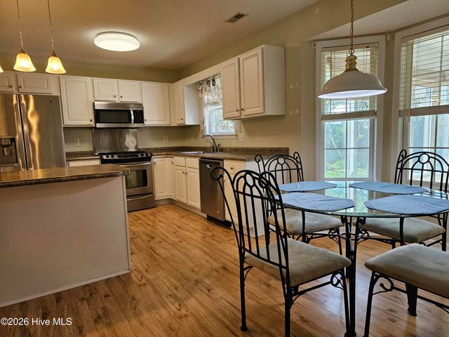 7316 Rabbit Hollow Drive, Wilmington, NC 28411