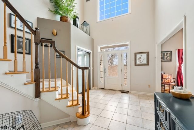 5 Teakwood Ct, Jefferson Twp., NJ 07849