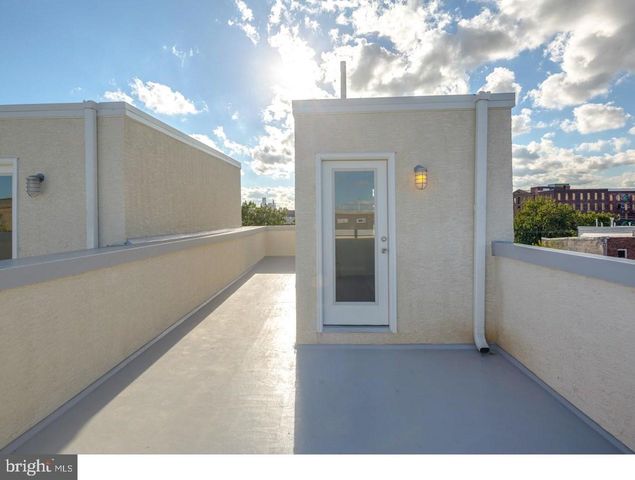 1842 E CUMBERLAND ST, Philadelphia, PA 19125