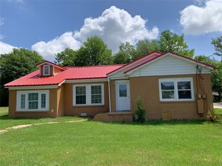 1007 S Palestine Street, Athens, TX 75751