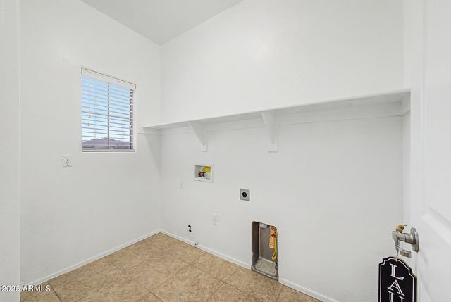 10116 W LUXTON Lane, Tolleson, AZ 85353