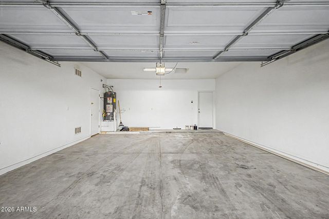 10116 W LUXTON Lane, Tolleson, AZ 85353
