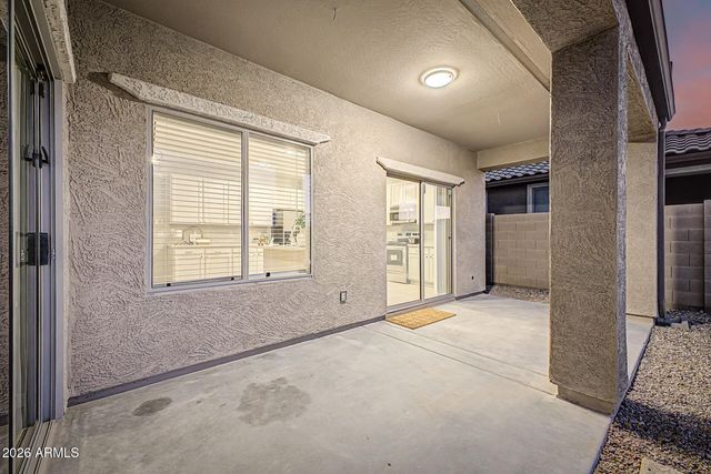 10116 W LUXTON Lane, Tolleson, AZ 85353