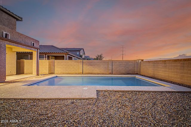 10116 W LUXTON Lane, Tolleson, AZ 85353
