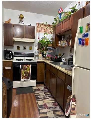 15 Cabot Street, Hartford, CT 06112