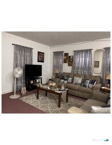 15 Cabot Street, Hartford, CT 06112