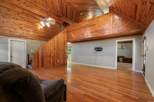 5020 Copper Creek Lane, Little Rock, AR 72223