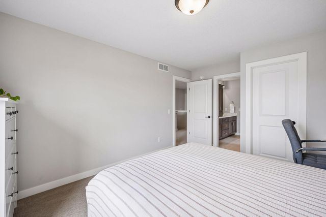 4925 Otter Trail NE, Saint Michael, MN 55376