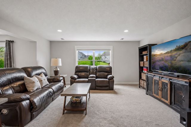 4925 Otter Trail NE, Saint Michael, MN 55376