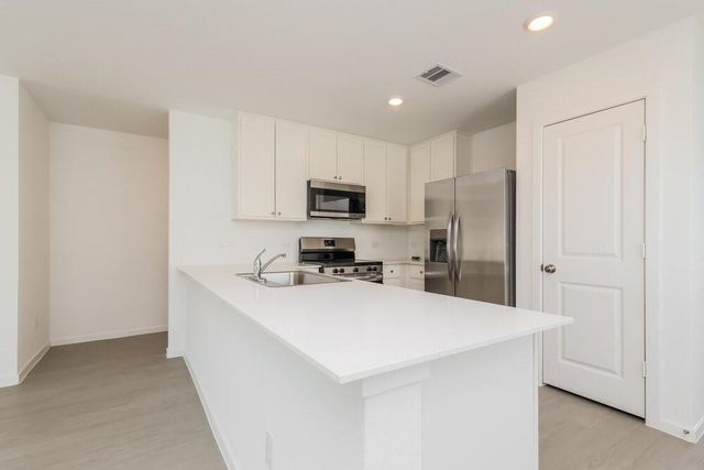 613 Craven Street, Conroe, TX 77316