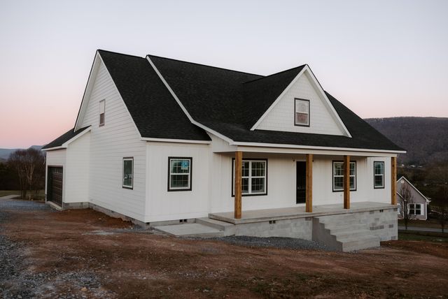 451 Hudlow Road, Dunlap, TN 37327