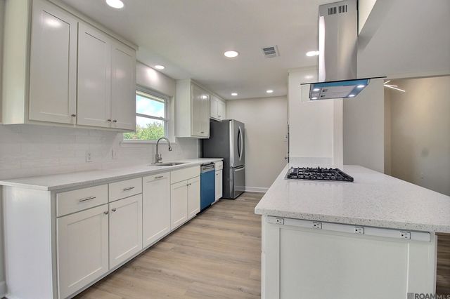 5029 Herridge Dr, Baton Rouge, LA 70817