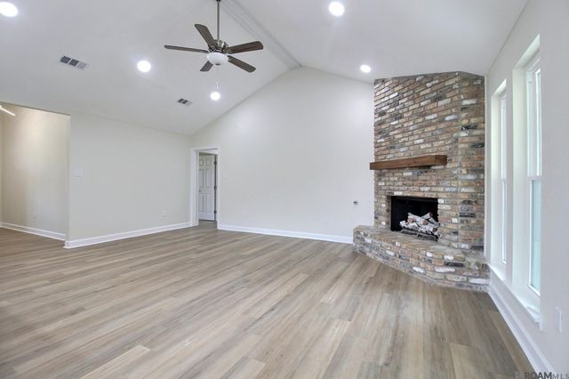5029 Herridge Dr, Baton Rouge, LA 70817