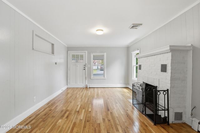 5 Rickard Court, Toms River, NJ 08753
