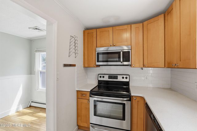 5 Rickard Court, Toms River, NJ 08753
