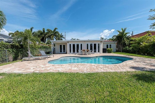 1162 Hayes Street, Hollywood, FL 33019